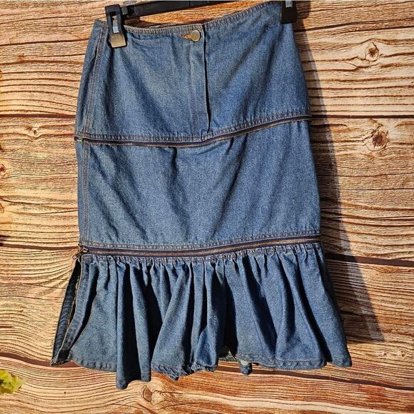 Avon Fashion Jean Skirt women's 5/6 extra price able to make longer pre-owned - Picture 3 of 6